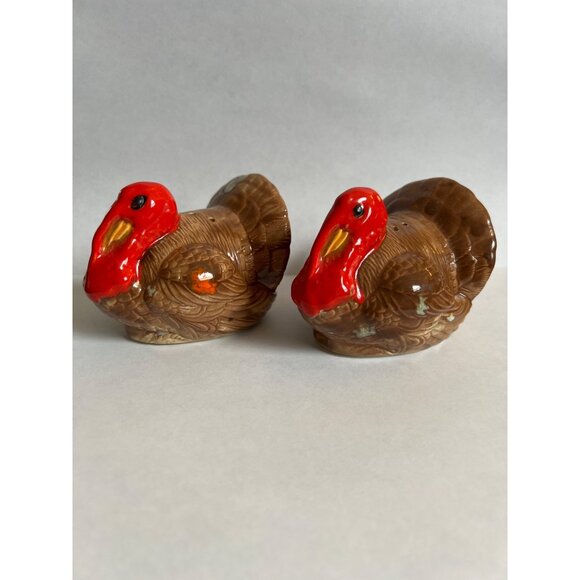 Vintage Turkey Salt & Pepper Shakers Ceramic Table Decor Thanksgiving Collectibl - Picture 1 of 5